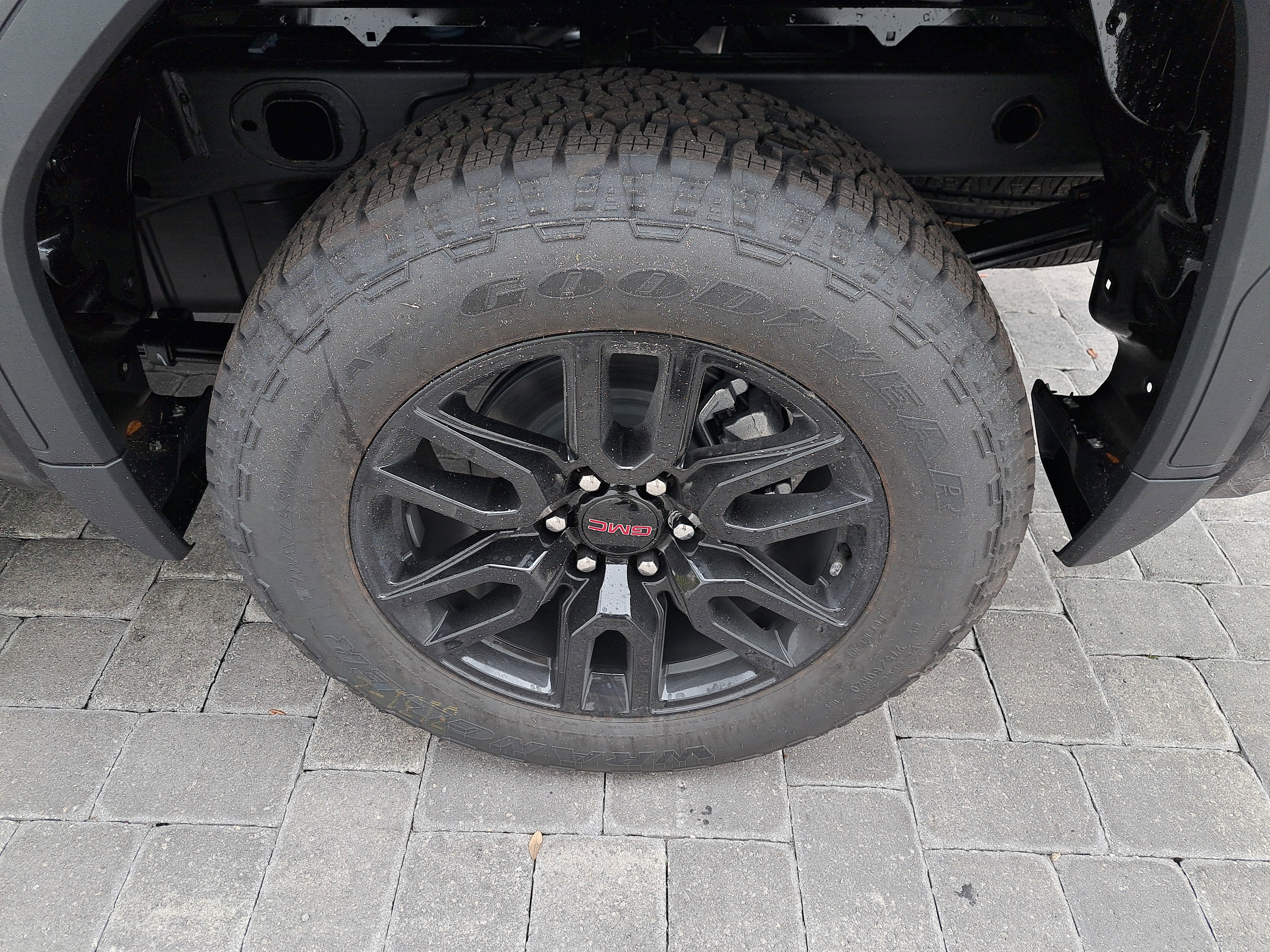 New 2026 GMC Sierra 1500 Elevation w/ Elevation Select Package image 10