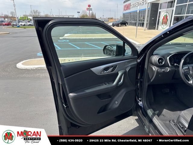 Used 2020 Chevrolet Blazer LT FWD image 9