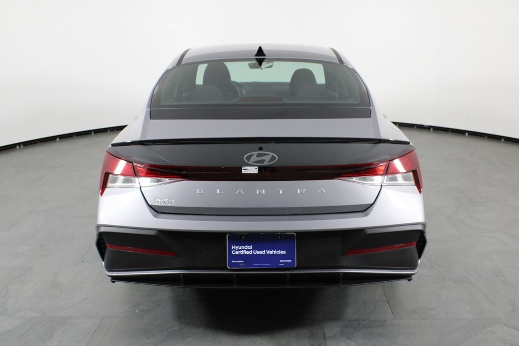 Used 2026 Hyundai Elantra Sport image 10