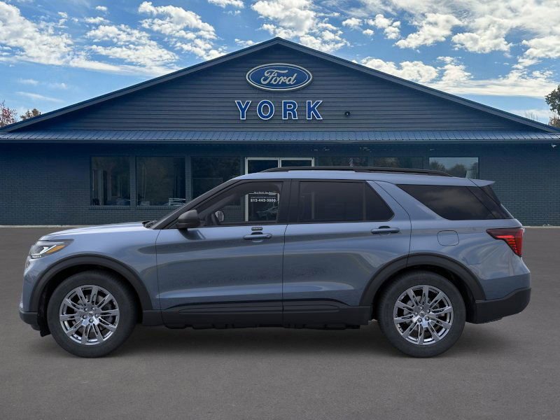 New 2026 Ford Explorer Active w/ Active Comfort Package image 3