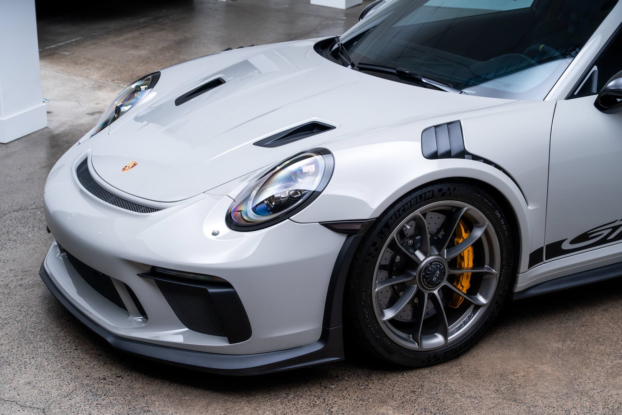 Used 2019 Porsche 911 GT3 RS RWD image 10