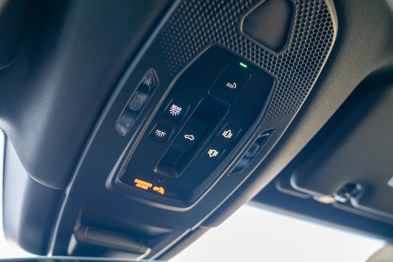 Used 2025 Porsche Cayenne image 22