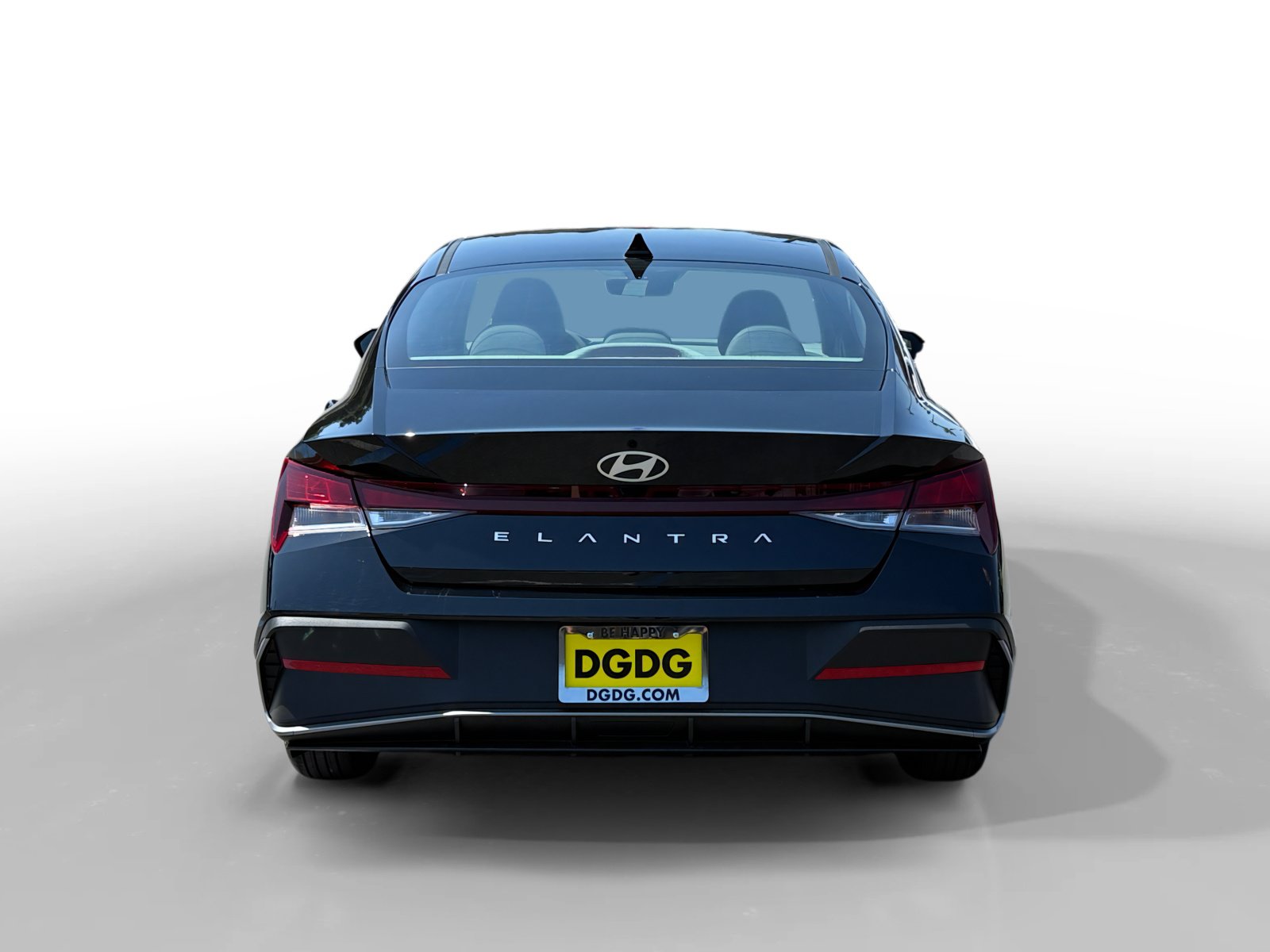 Certified 2026 Hyundai Elantra SE FWD image 4