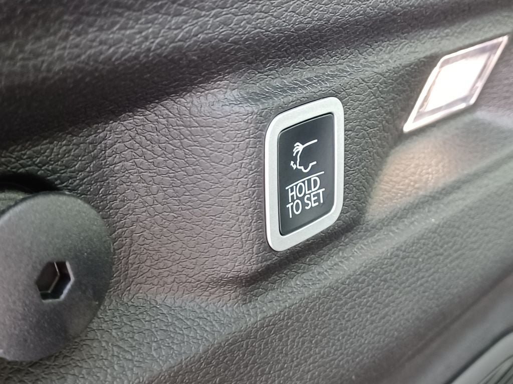 New 2026 Jeep Grand Cherokee L Limited AWD/4WD image 30