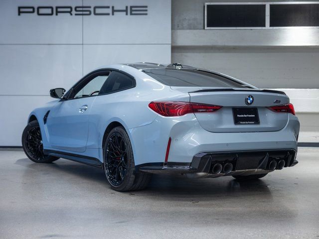 Used 2025 BMW M4 Competition w/ Executive Package image 3