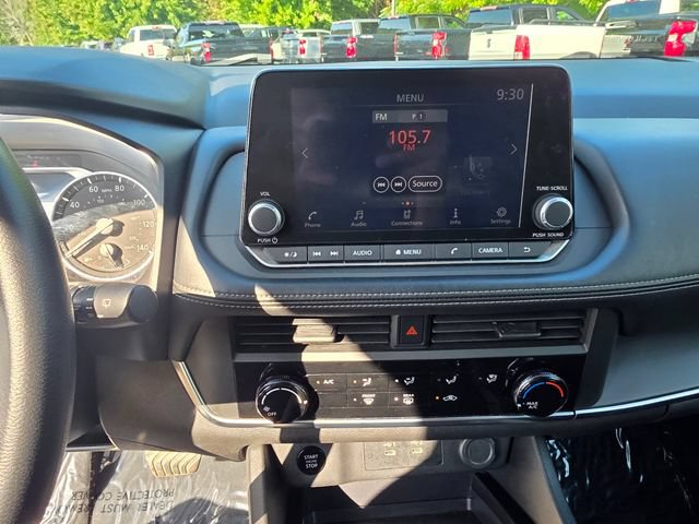 Used 2024 Nissan Rogue S AWD/4WD image 28