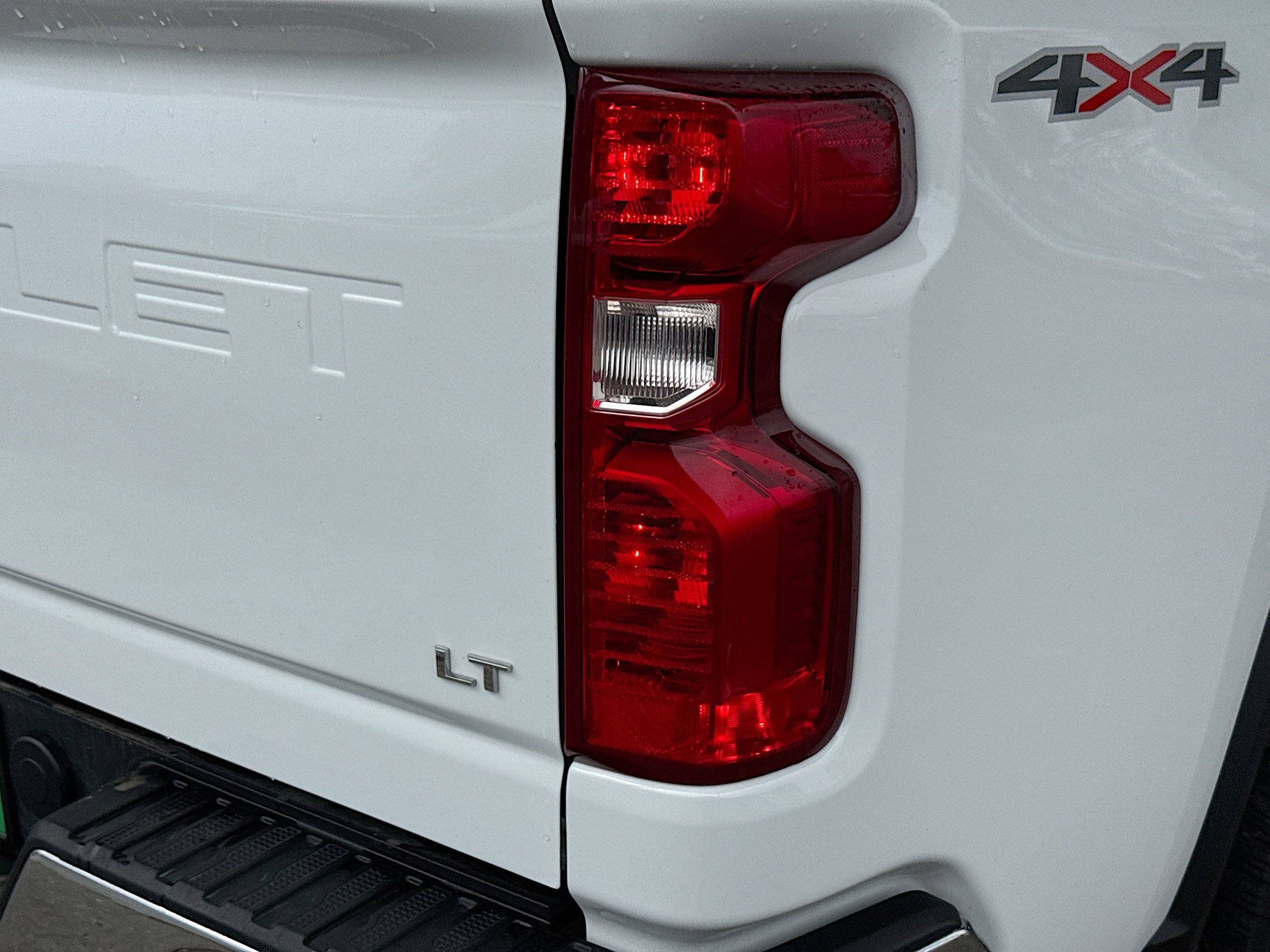 Used 2024 Chevrolet Silverado 2500 LT image 33