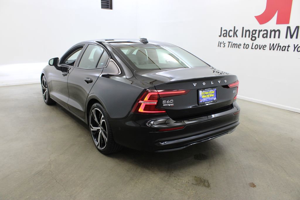 Used 2024 Volvo S60 B5 Plus AWD/4WD image 3
