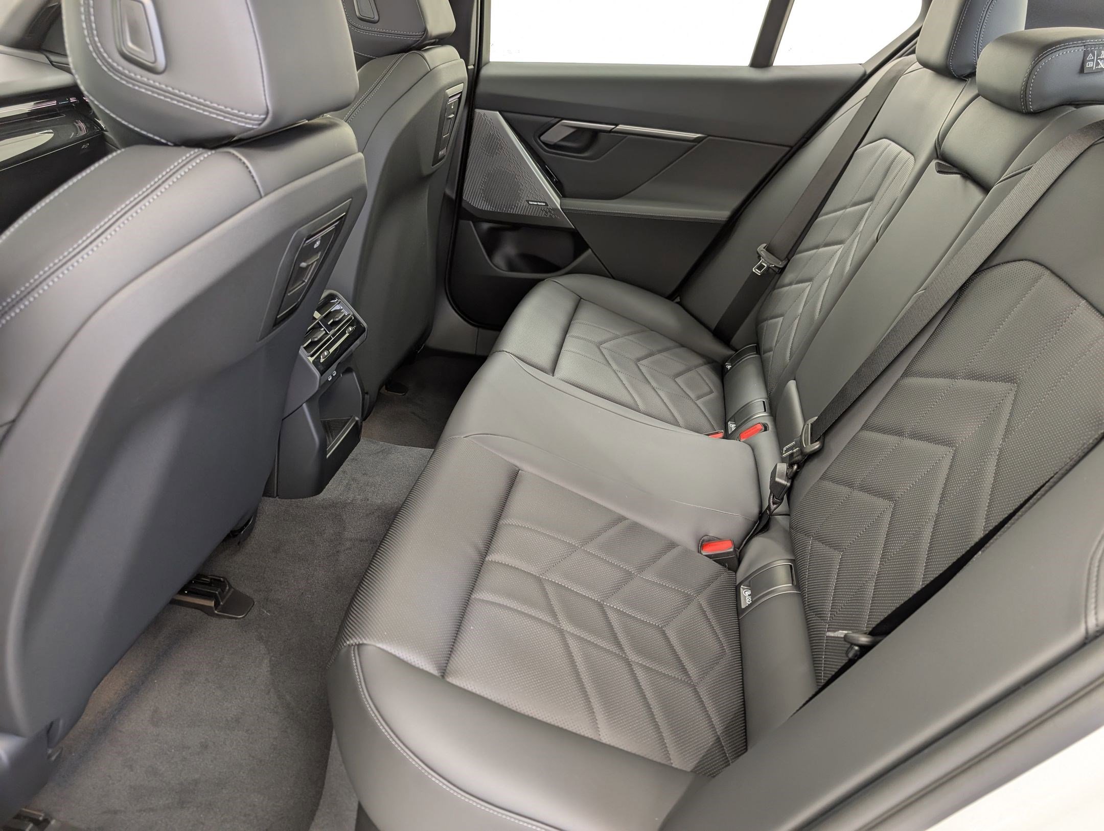 New 2026 BMW 530i xDrive image 15