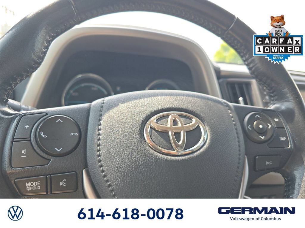 Used 2018 Toyota RAV4 Limited AWD/4WD image 25