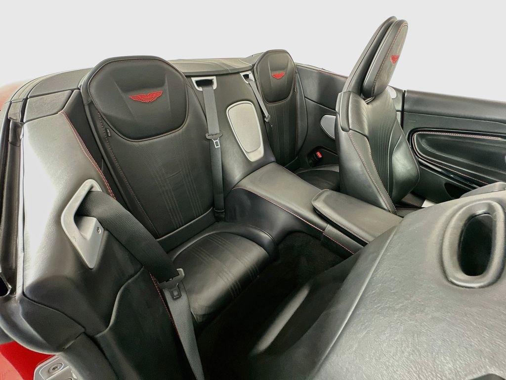 Used 2020 Aston Martin DB11 Volante RWD image 25