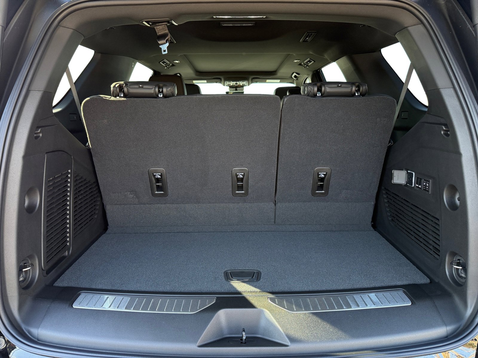 New 2026 Chevrolet Tahoe High Country image 17