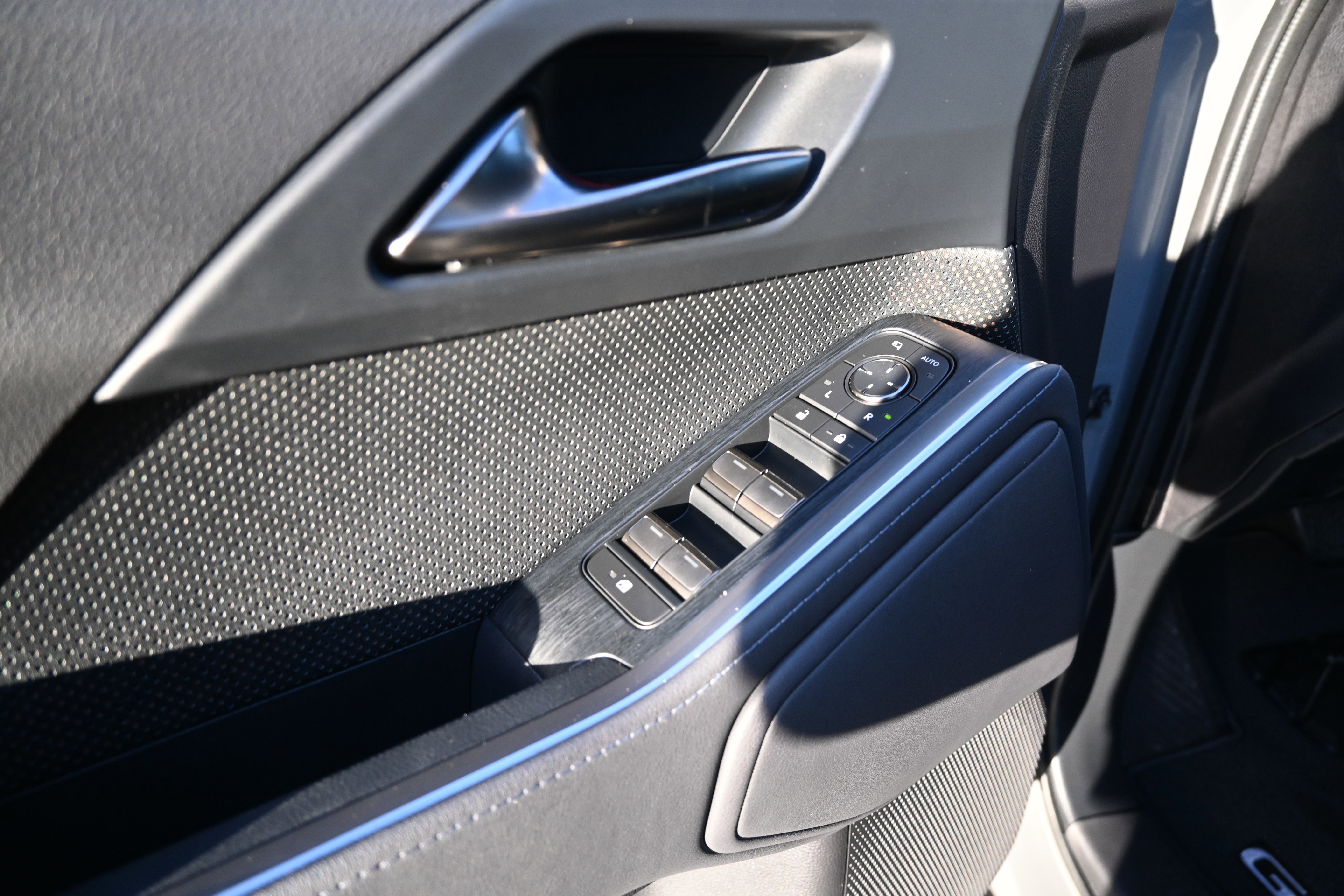 Used 2024 Lexus GX 550 image 17