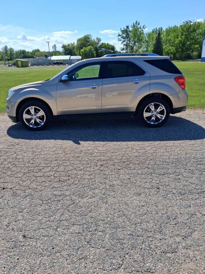Used 2011 Chevrolet Equinox LTZ FWD image 1