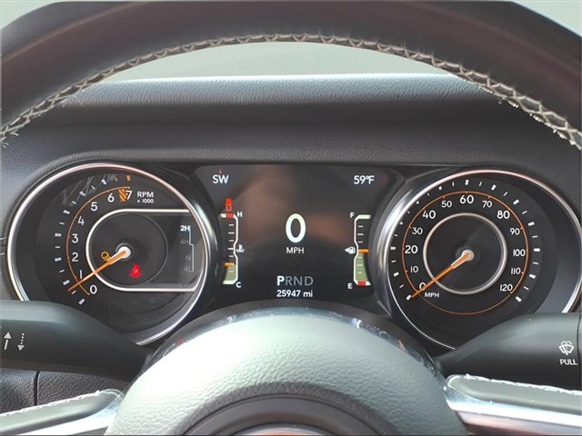 Used 2021 Jeep Gladiator Overland image 15