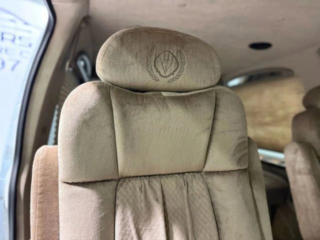 Used 2002 Chevrolet Express 1500 w/ LS Preferred Equipment Group RWD image 21