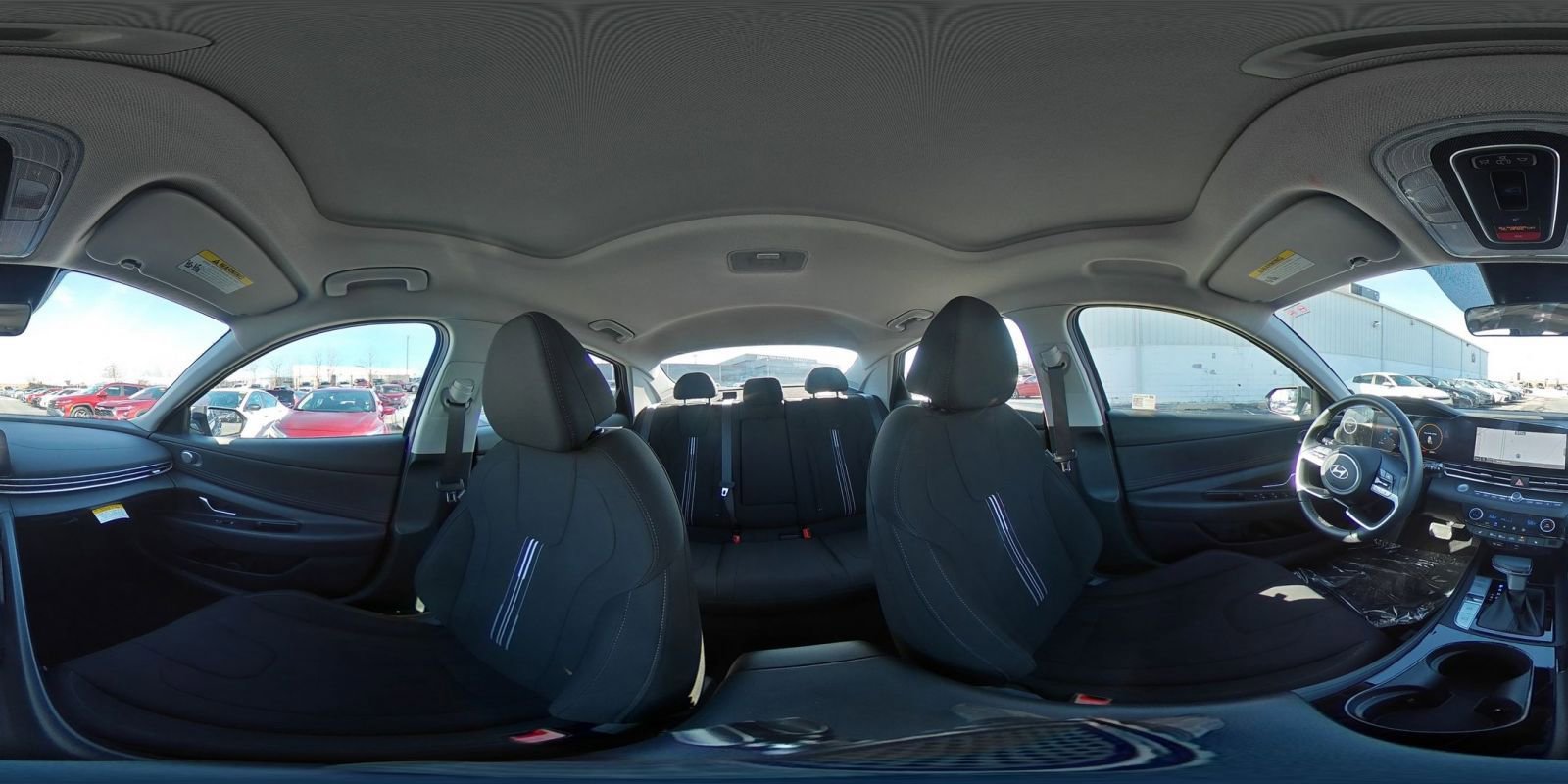 Used 2025 Hyundai Elantra SEL FWD image 43