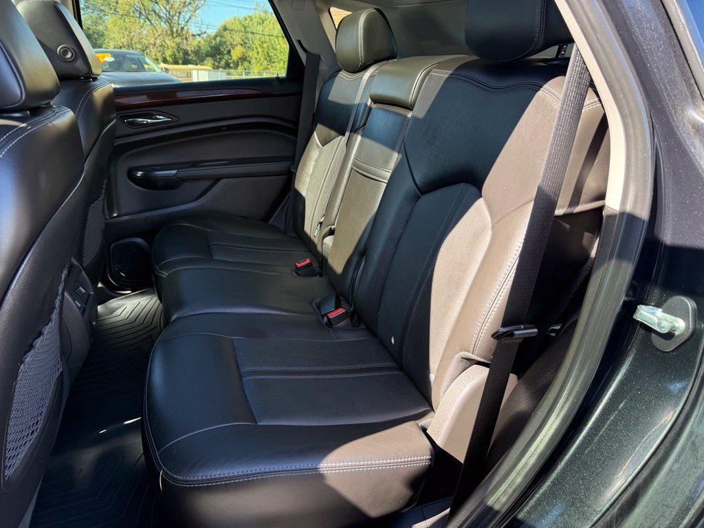Used 2014 Cadillac SRX Luxury w/ Driver Awareness Package AWD/4WD image 22