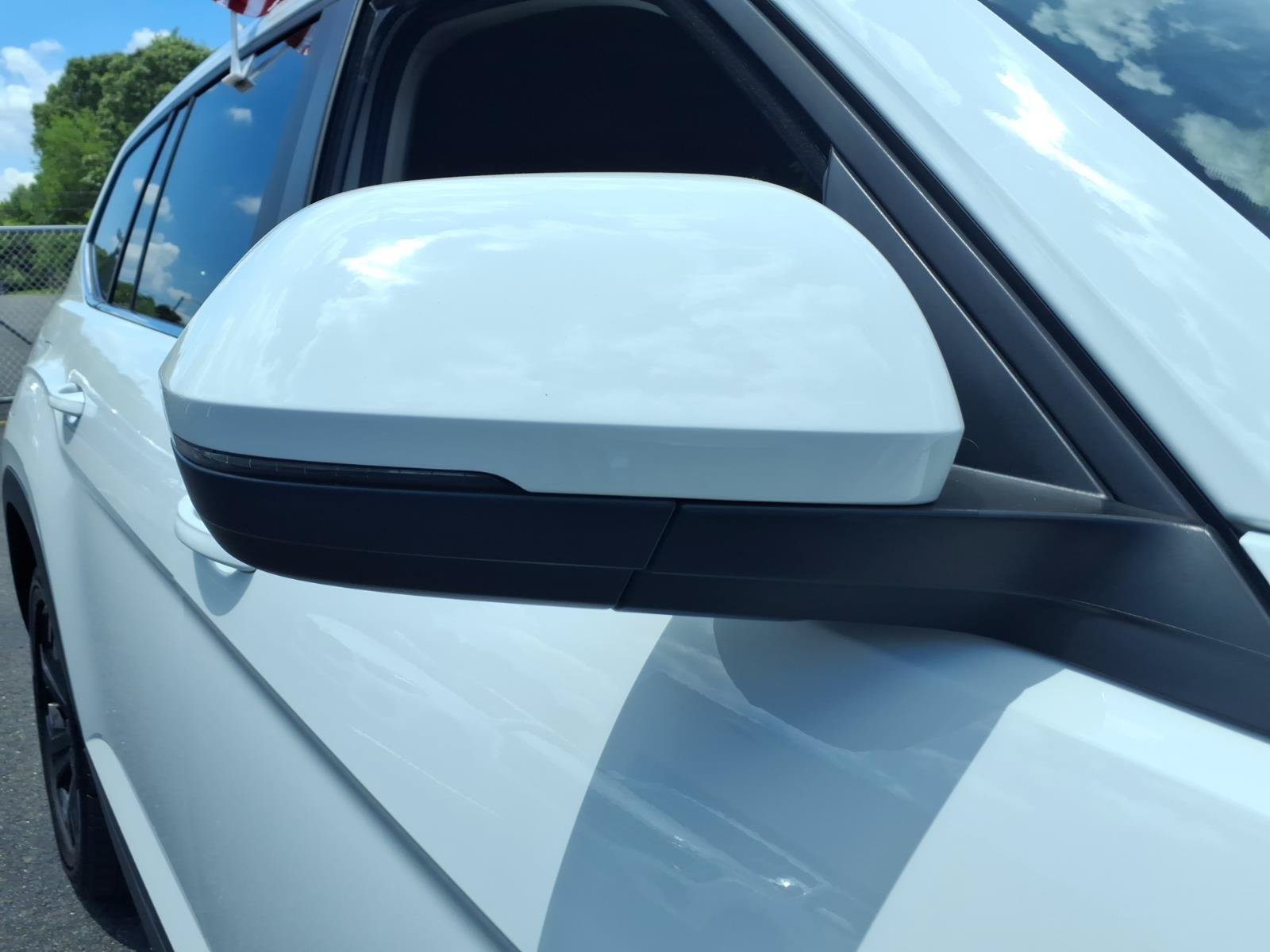 Certified 2022 Volkswagen Atlas SE FWD image 8