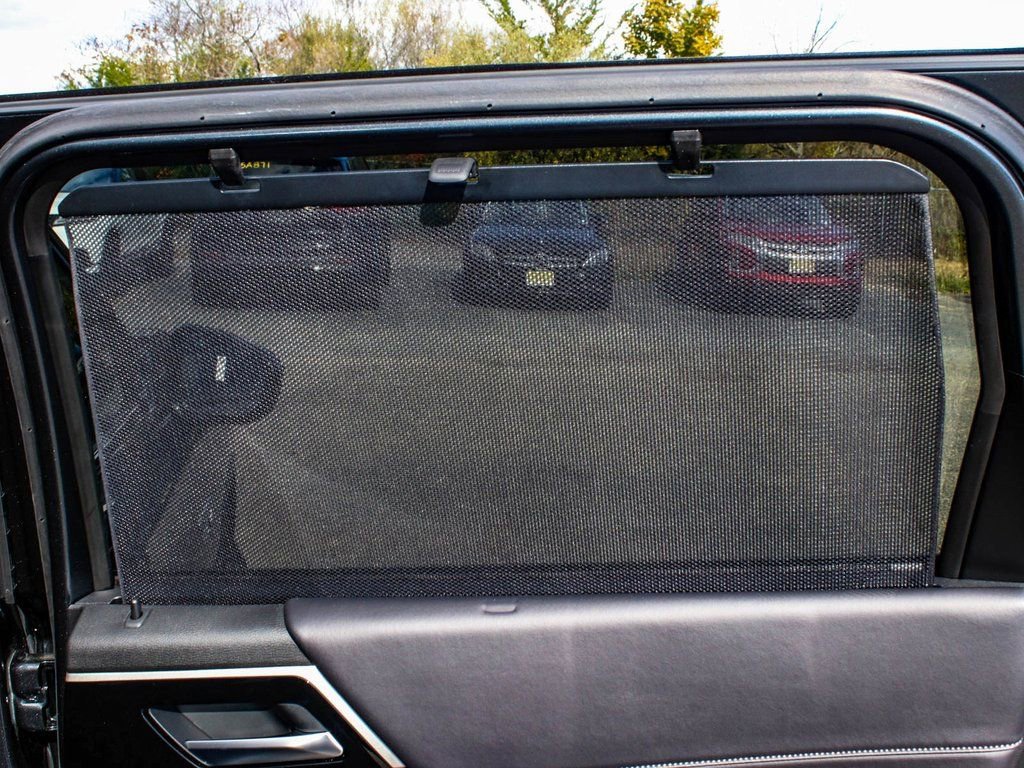 New 2025 Mitsubishi Outlander SEL Black Edition image 13