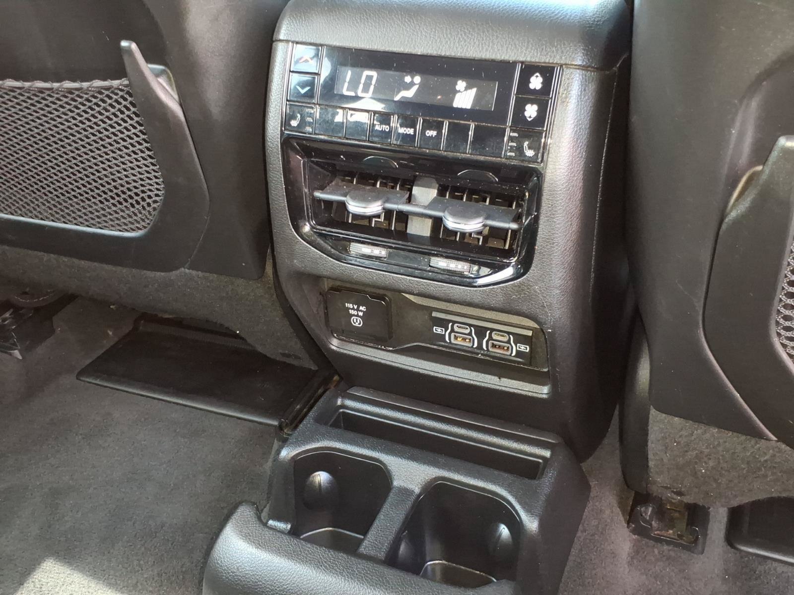 Used 2021 Jeep Grand Cherokee L Limited AWD/4WD image 27