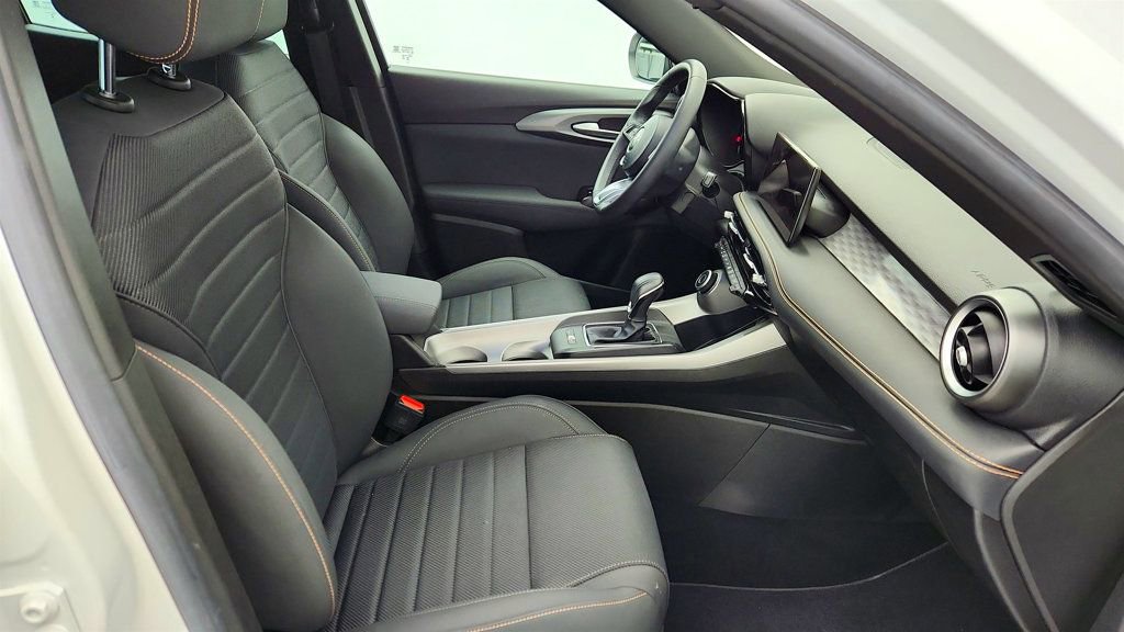 Used 2024 Alfa Romeo Tonale Ti image 29