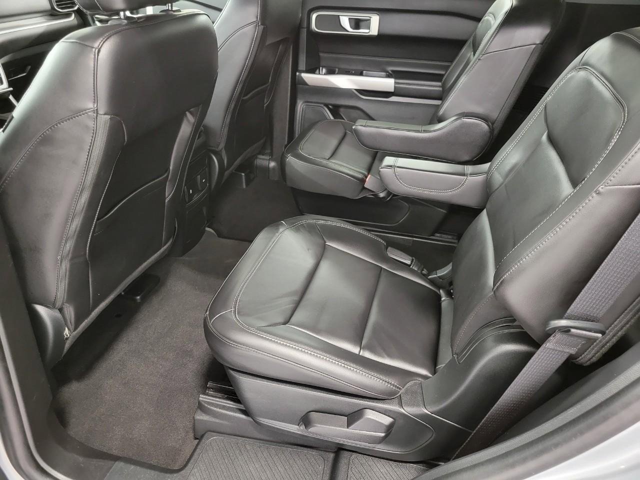 Used 2023 Ford Explorer XLT w/ Equipment Group 202A image 21