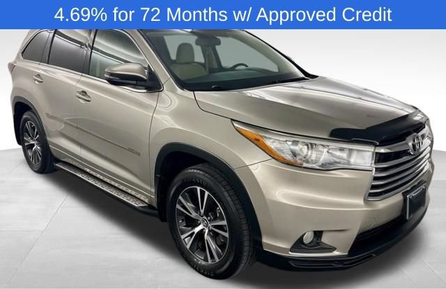 Used 2016 Toyota Highlander XLE AWD/4WD image 1