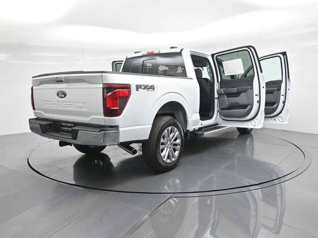 New 2025 Ford F150 XLT w/ Equipment Group 303A High image 4