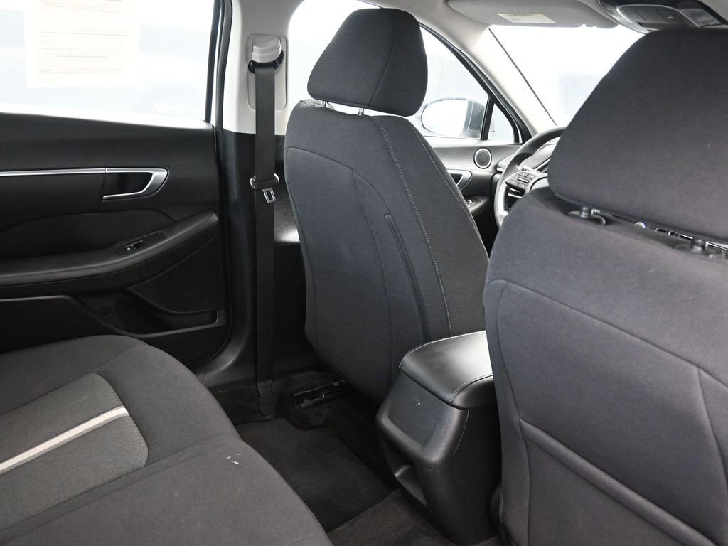 Used 2023 Hyundai Sonata SEL w/ Cargo Package image 15