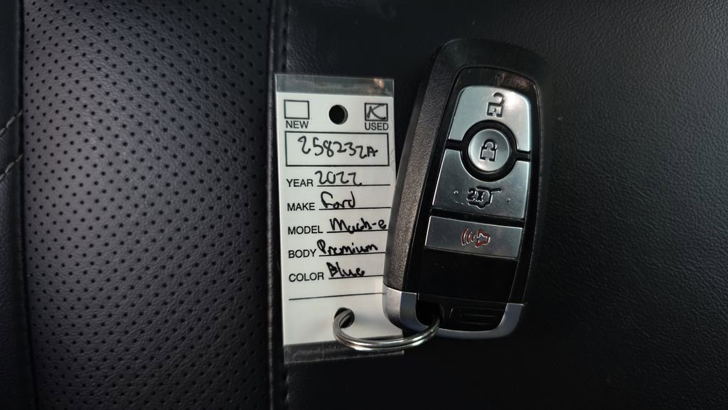 Certified 2022 Ford Mustang Mach-E Premium image 48