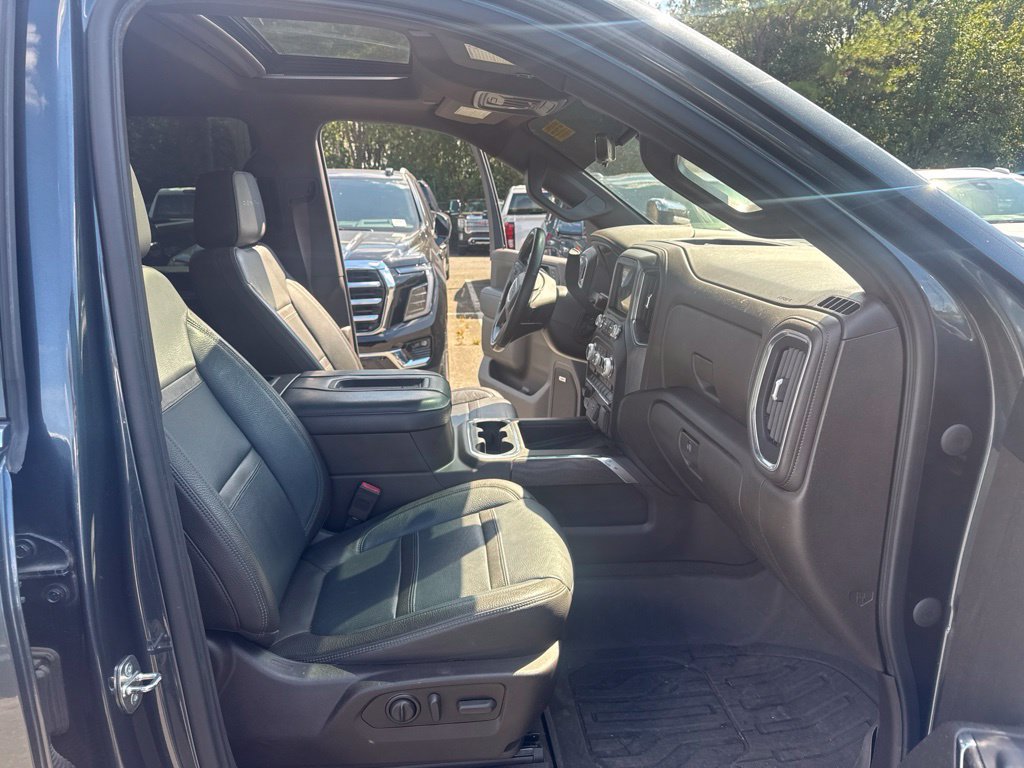 Used 2020 GMC Sierra 3500 Denali w/ Denali Ultimate Package AWD/4WD image 13