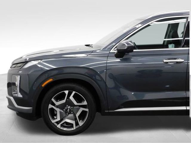 Used 2024 Hyundai Palisade Limited image 18