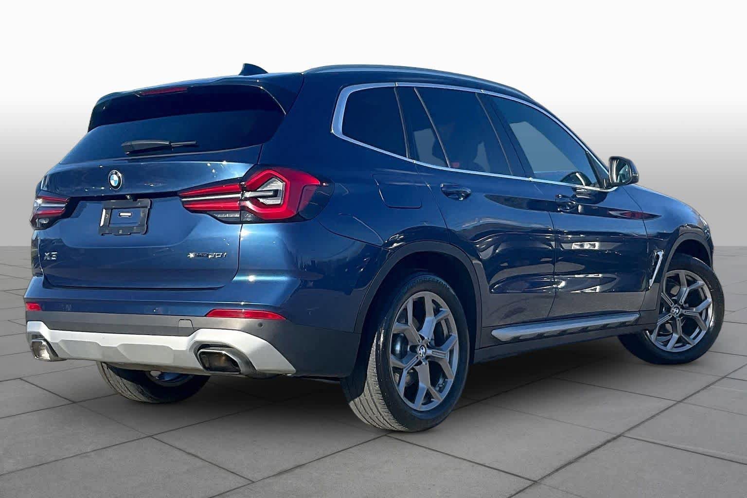Used 2022 BMW X3 xDrive30i w/ Convenience Package AWD/4WD image 12