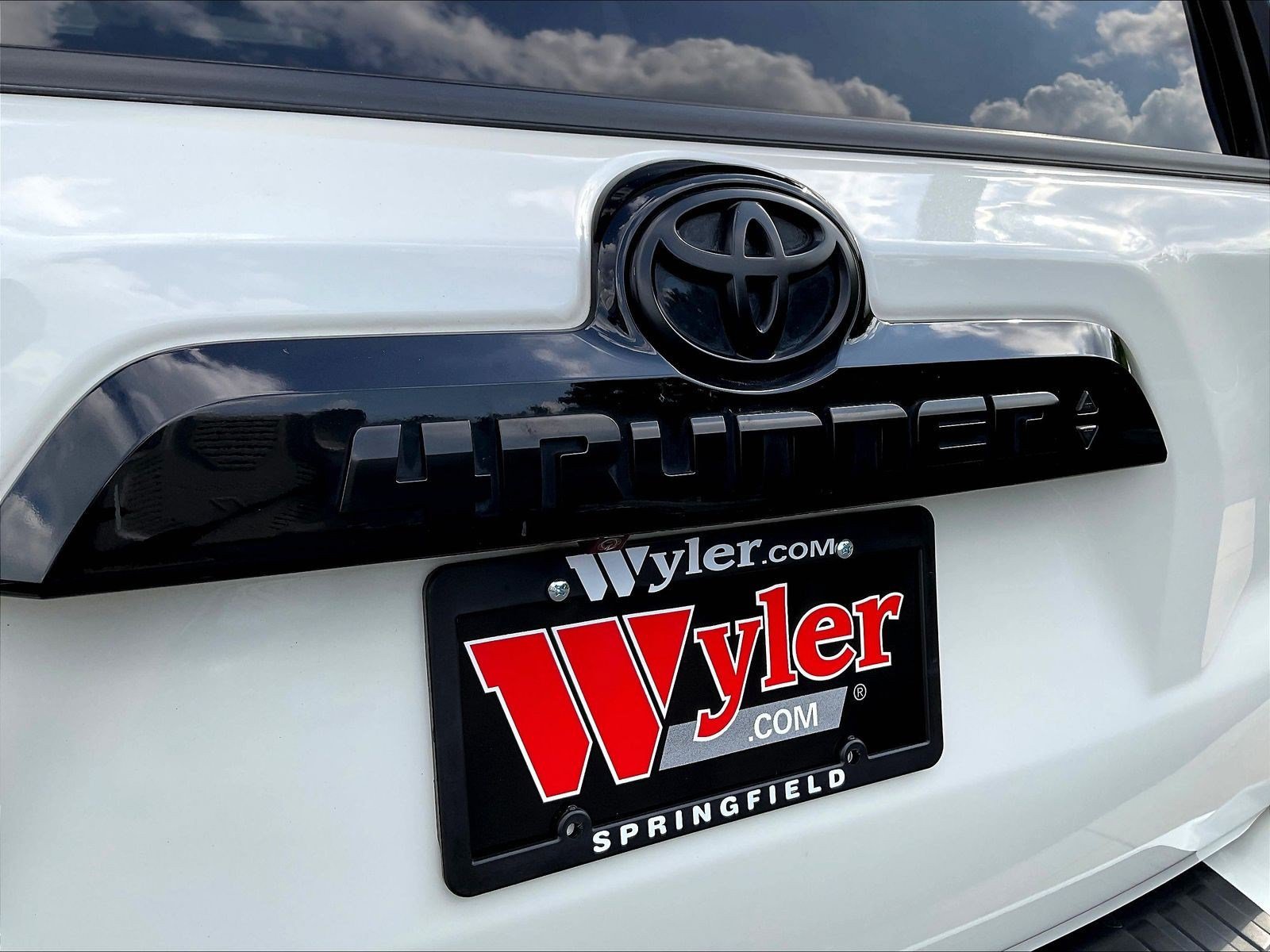 Used 2019 Toyota 4Runner Limited AWD/4WD image 24