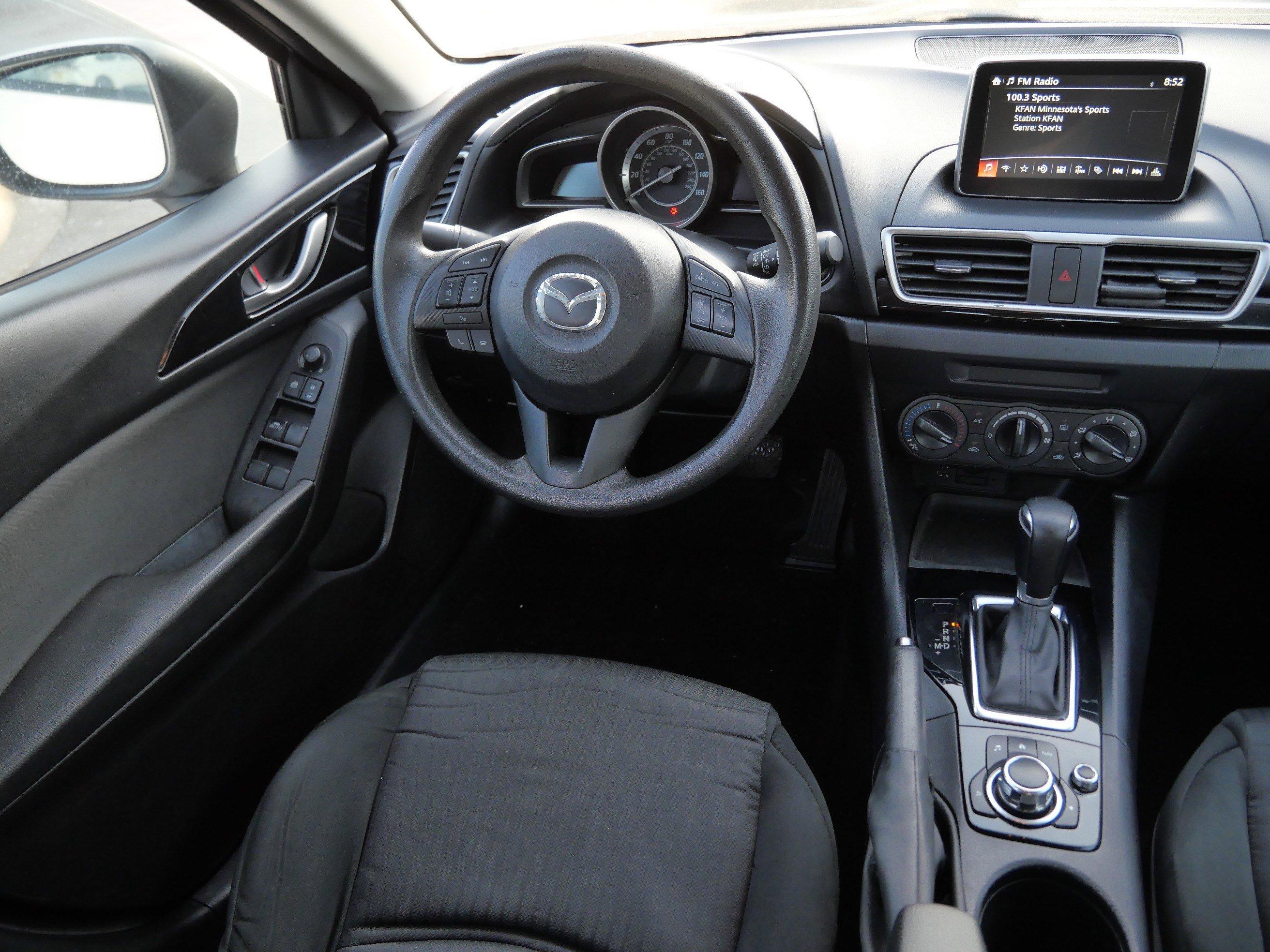 Used 2015 MAZDA MAZDA3 i Sport image 9