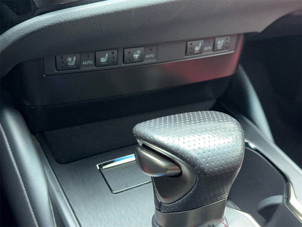 Used 2023 Lexus ES 350 F Sport image 25