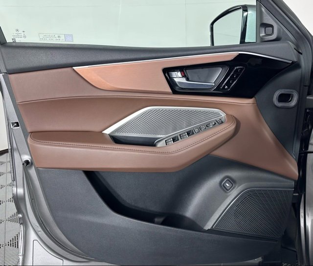 Certified 2024 Acura MDX SH-AWD w/ Technology Package image 14