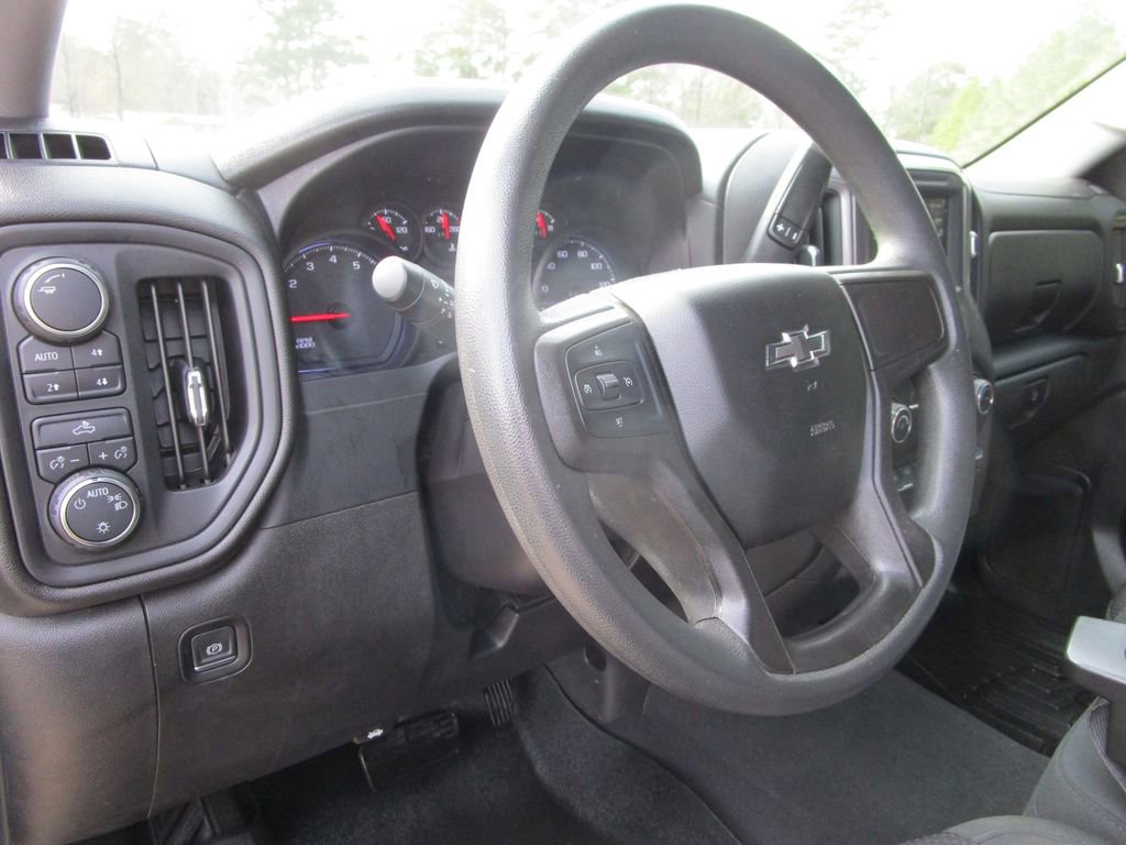 Used 2019 Chevrolet Silverado 1500 Custom Trail Boss w/ Custom Convenience Package image 29