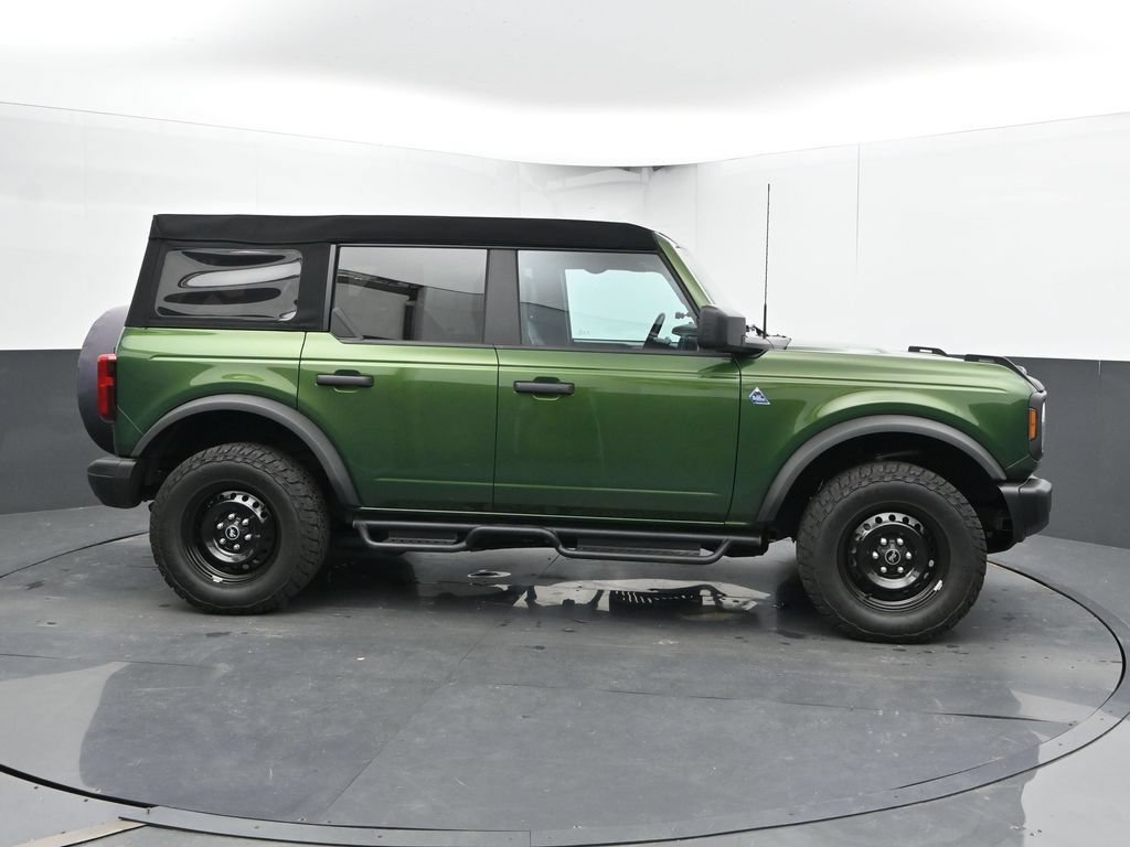 Used 2023 Ford Bronco Black Diamond AWD/4WD image 4
