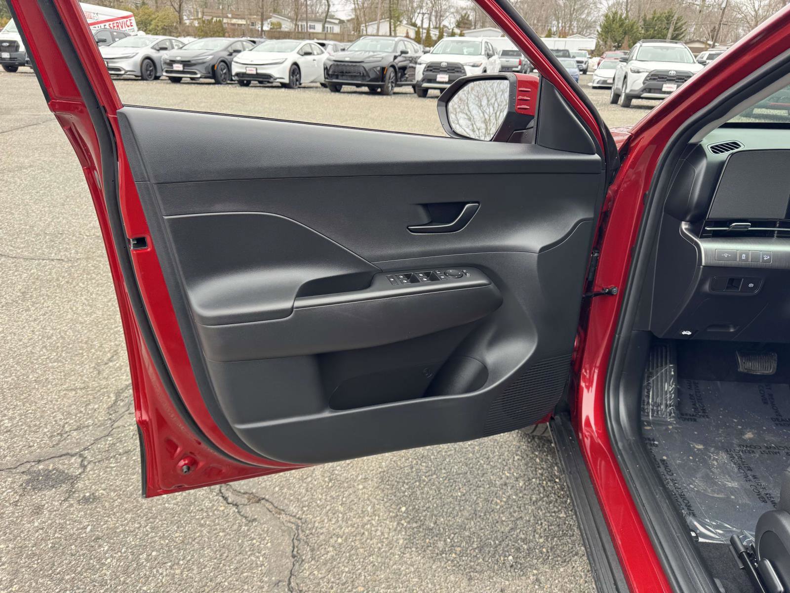 Used 2024 Hyundai Kona SEL w/ Convenience Package image 16