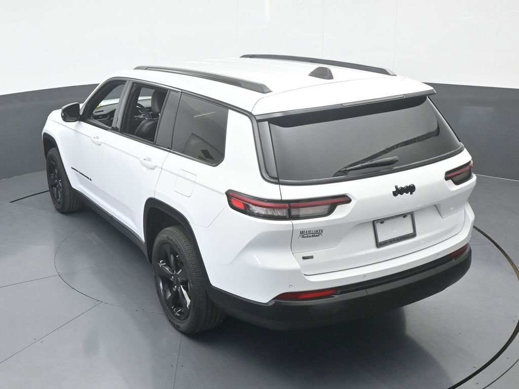 Used 2023 Jeep Grand Cherokee L Laredo RWD image 53