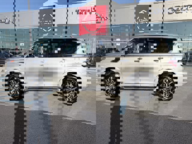 Certified 2024 Nissan Armada SL image 2