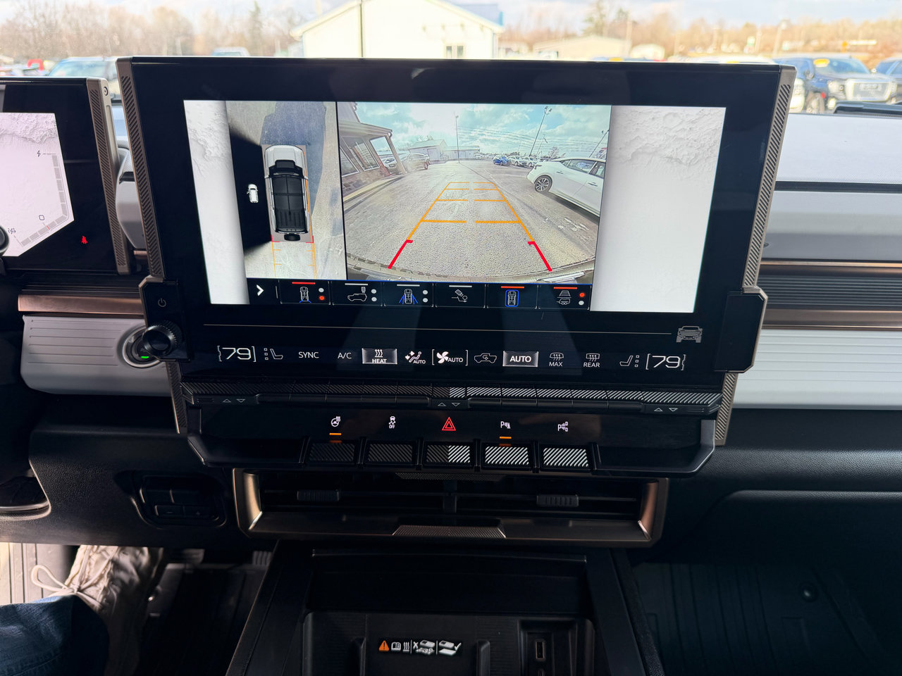 Used 2025 GMC Hummer EV 2X w/ LPO, Cargo Utility Package image 33