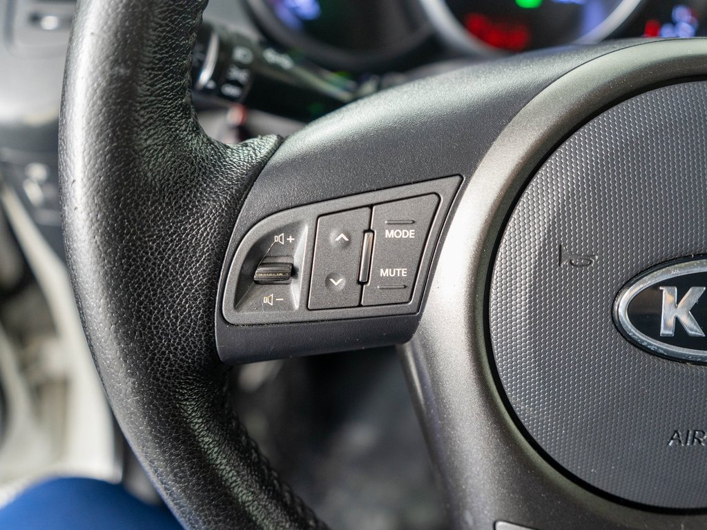 Used 2012 Kia Soul + image 15