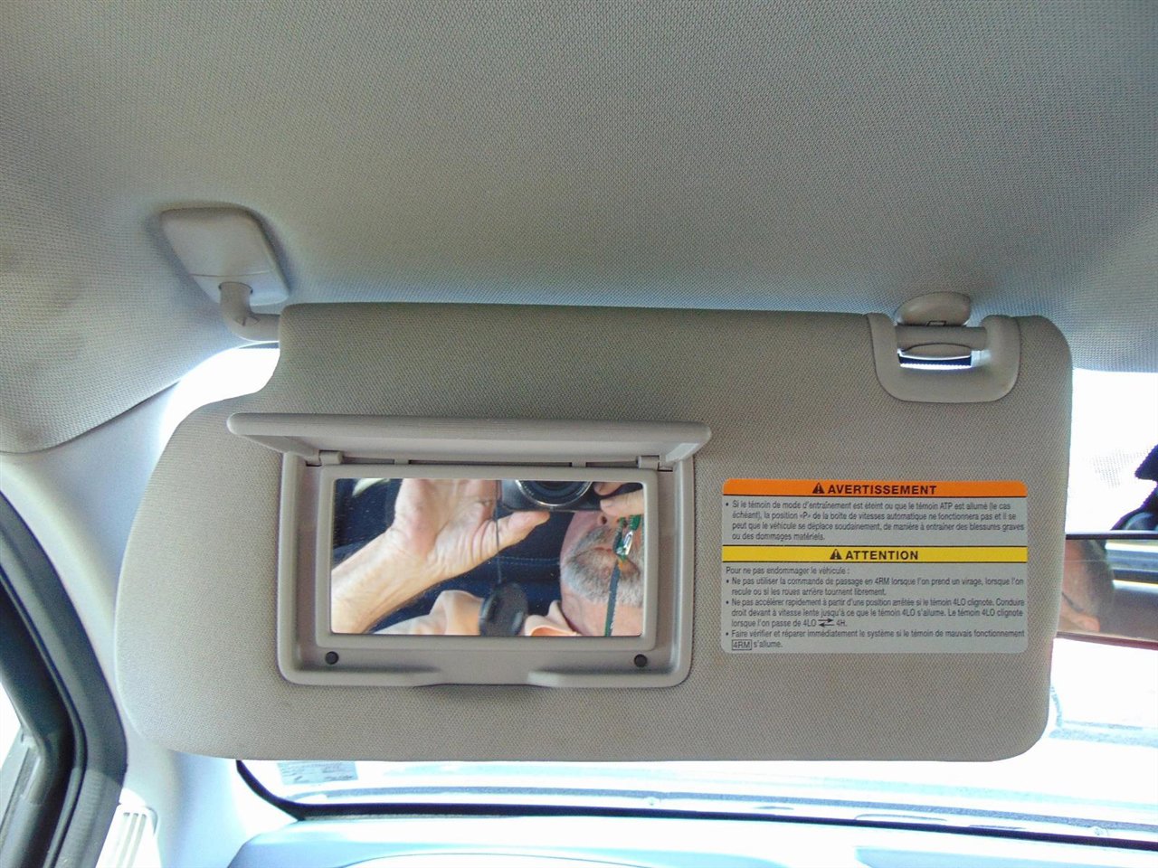 Used 2023 Nissan Frontier SV w/ SV Convenience Package image 19