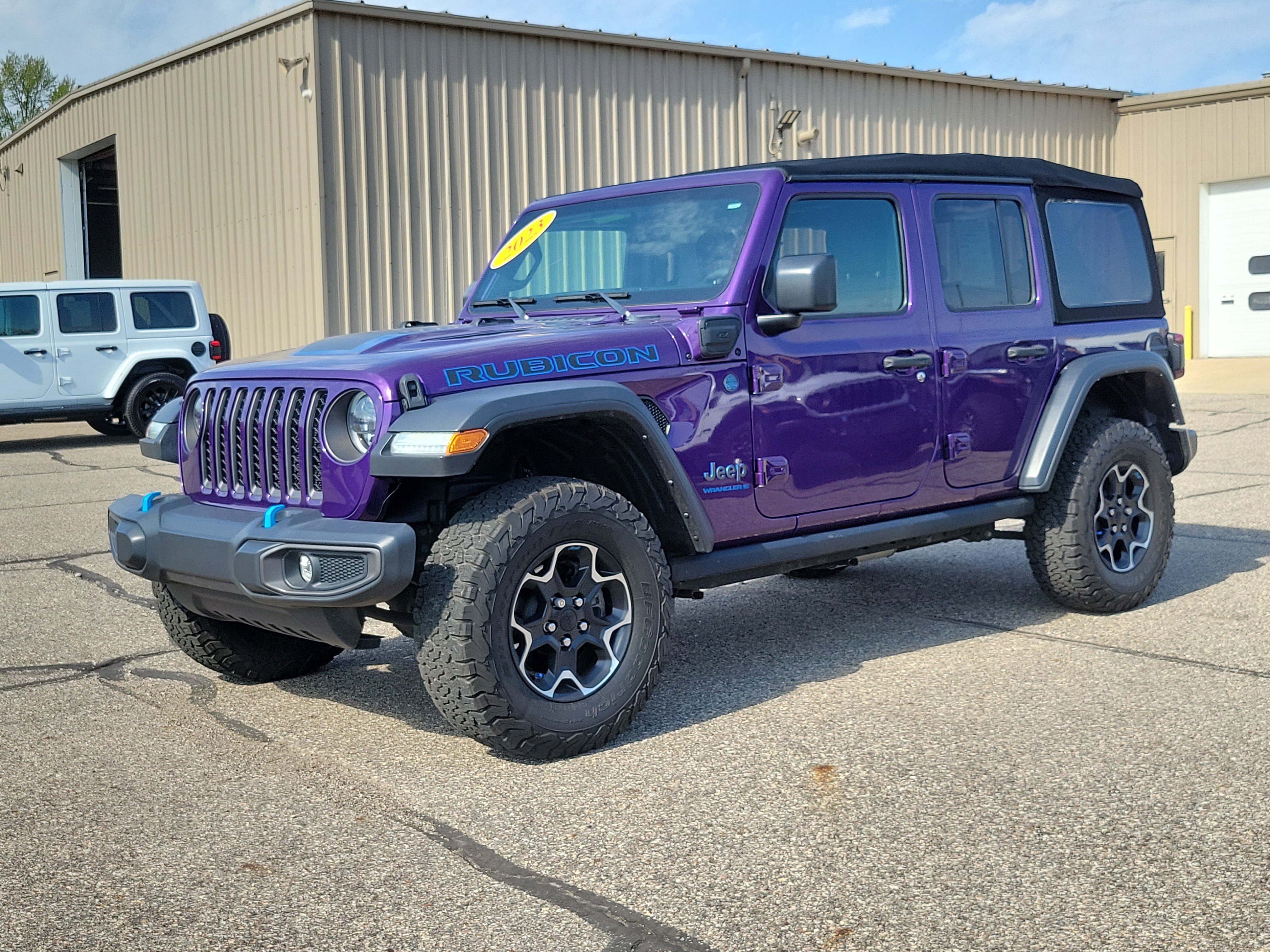 Used 2023 Jeep Wrangler Unlimited Rubicon 4xe AWD/4WD image 2
