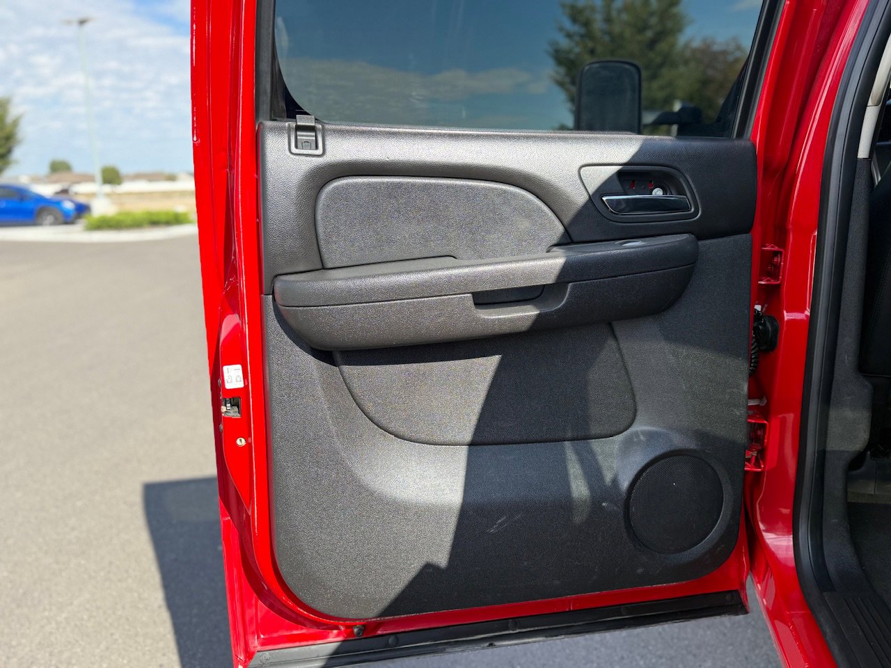 Used 2012 Chevrolet Silverado 2500 LTZ image 30