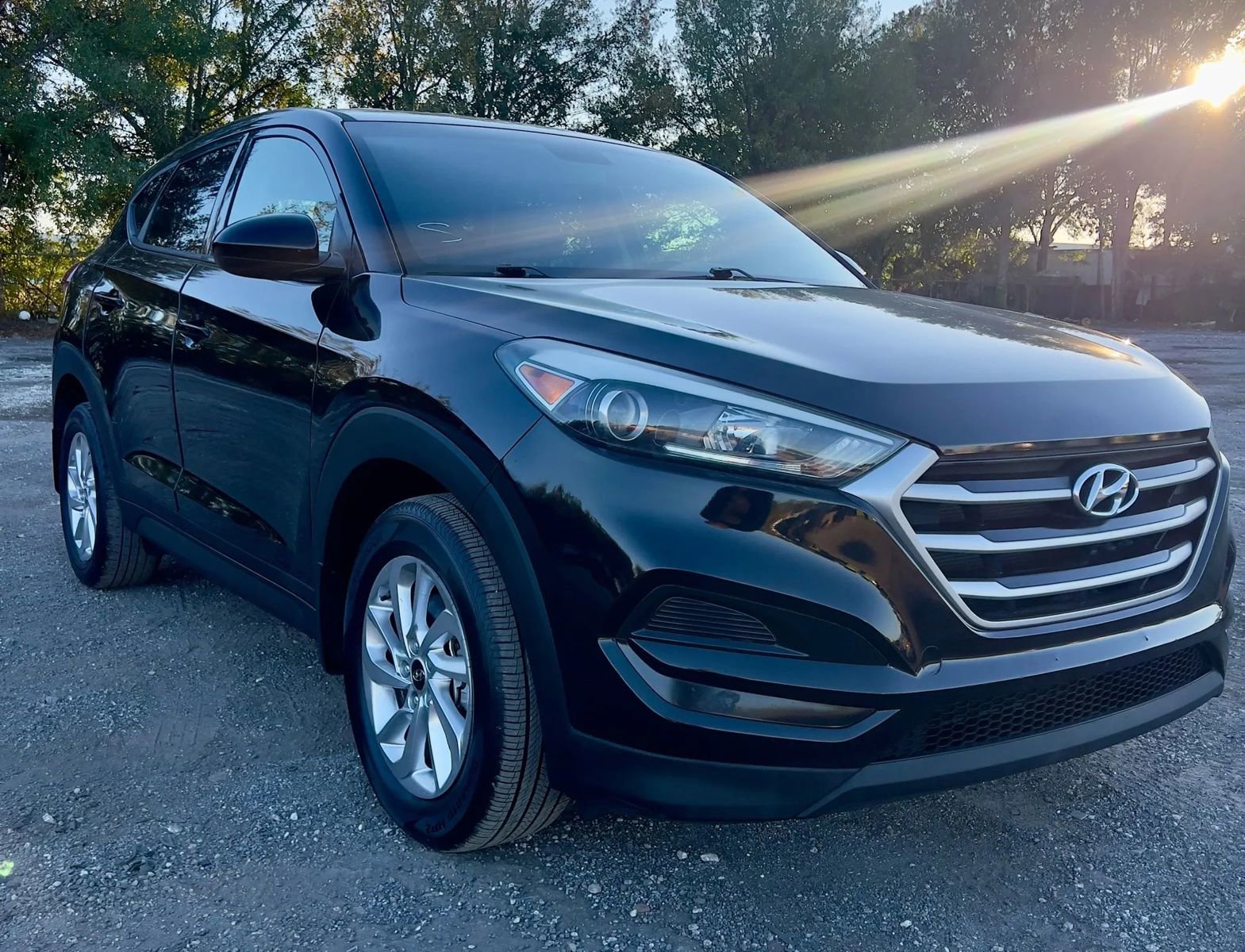 Used 2017 Hyundai Tucson SE image 3