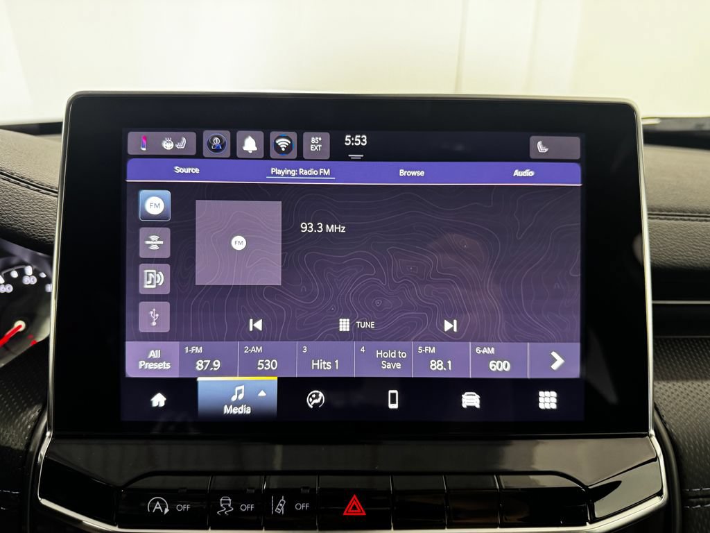 New 2026 Jeep Compass Latitude AWD/4WD image 12